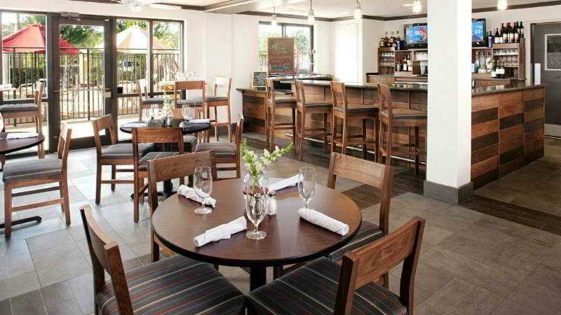 Four Points By Sheraton Fort Myers Airport Екстер'єр фото